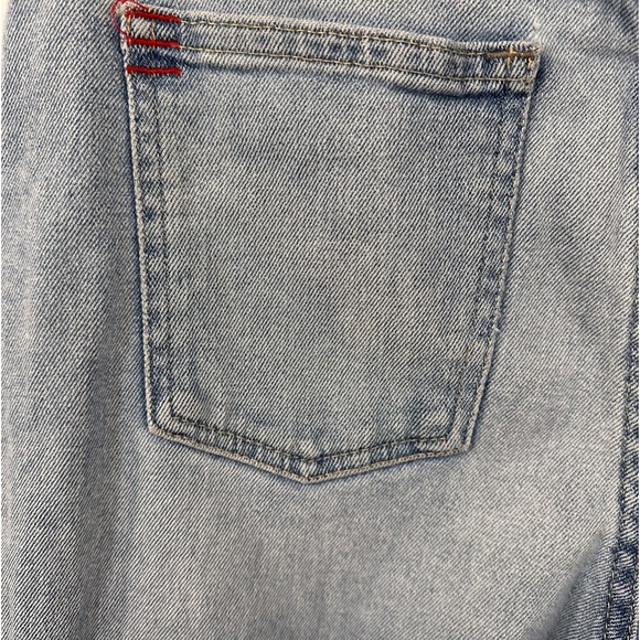 Urban Outfitters Girlfriend High-Rise Chop Jeans - Light Denim Blue, Size 29 - Picture 6 of 7